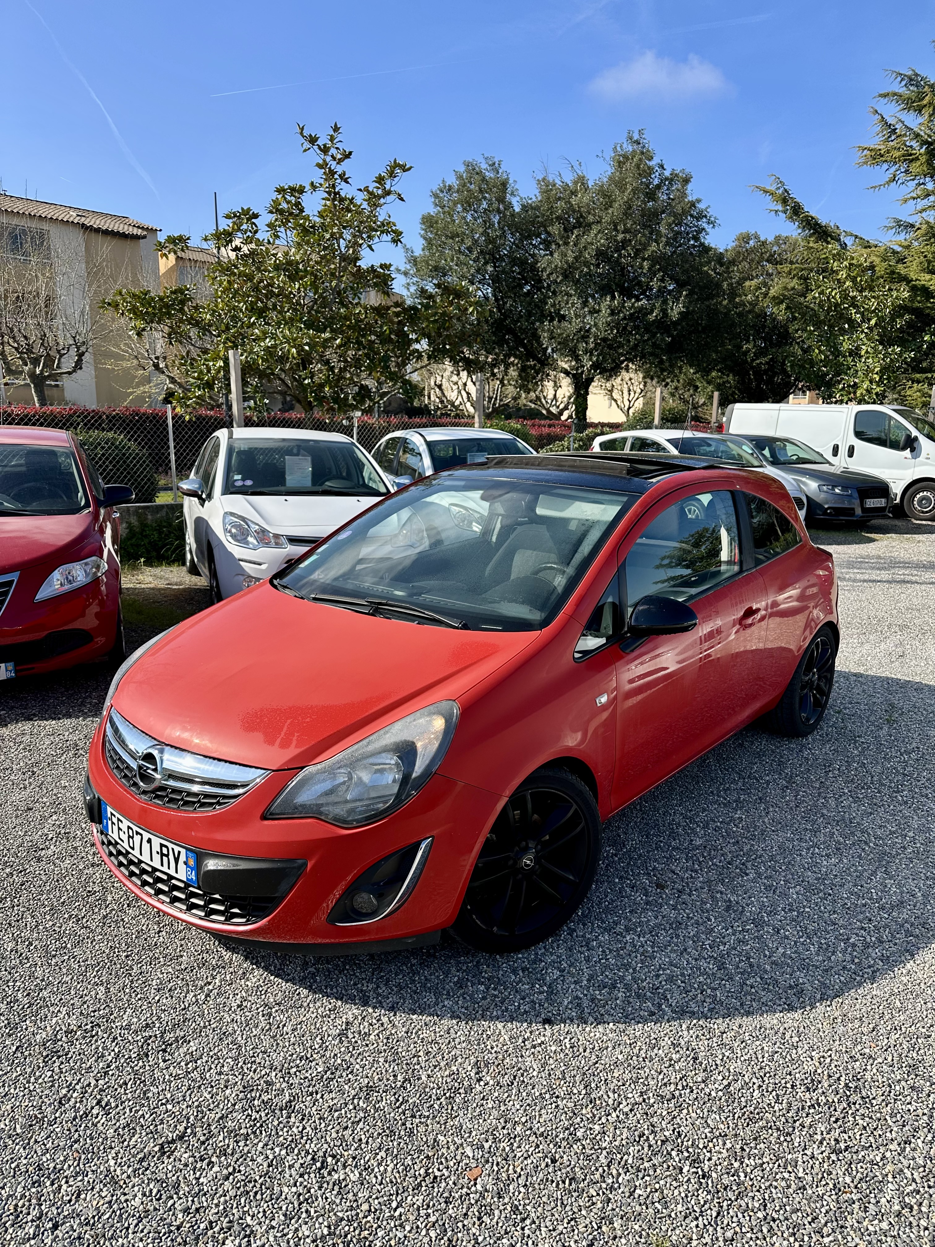 Opel Corsa 1.4 turbo 100cv color édition
